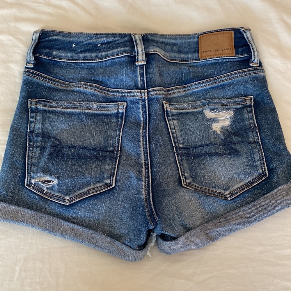 AE shorts - Picture 2 of 4